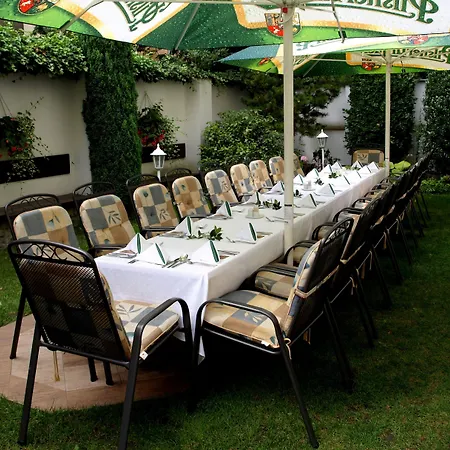 维多利亚酒店 酒店