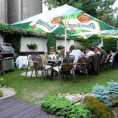 维多利亚酒店 比尔森