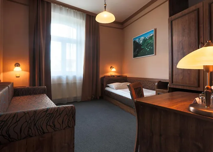 Victoria Hotel 3*