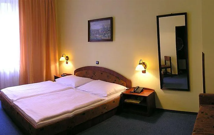 Hotel Victoria 3*